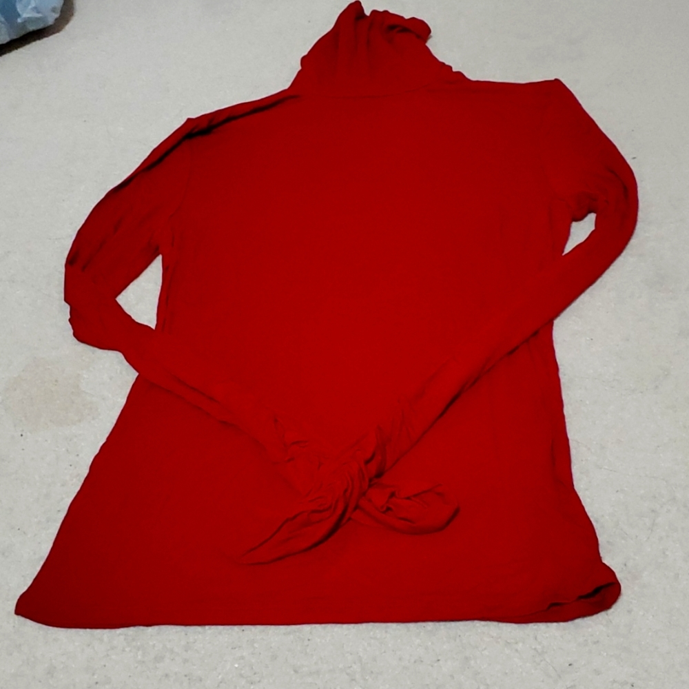 Fabletics Medium Turtle Neck Red